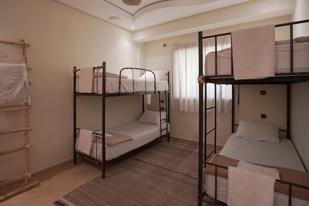 Desart Hostel Tamraght Buitenkant foto
